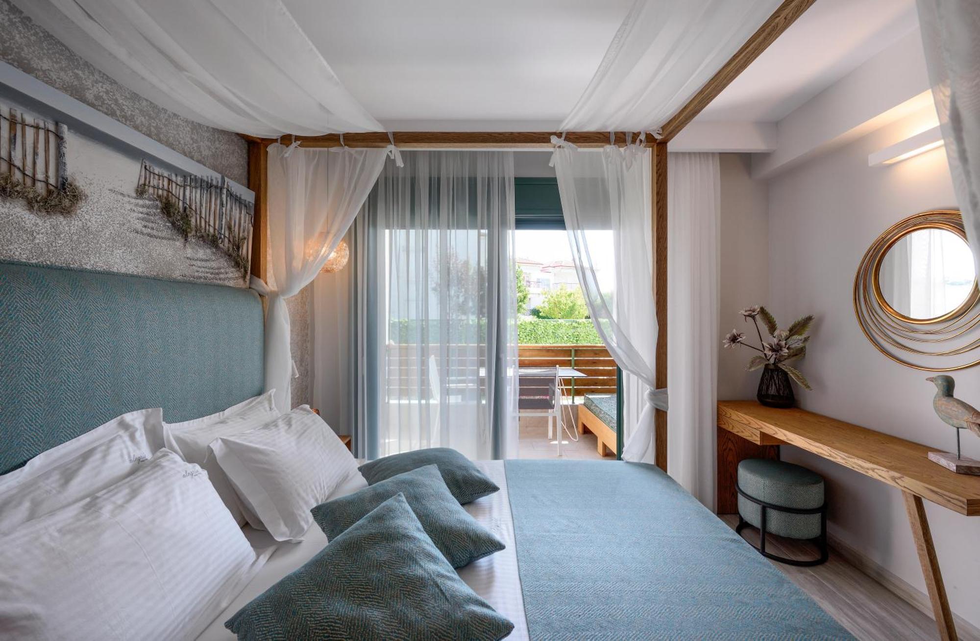 Alegria Suites Nikiti  Room photo