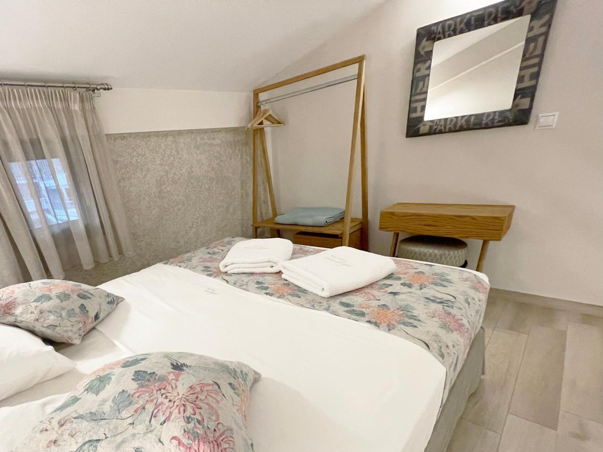 Alegria Suites Nikiti  Exterior photo